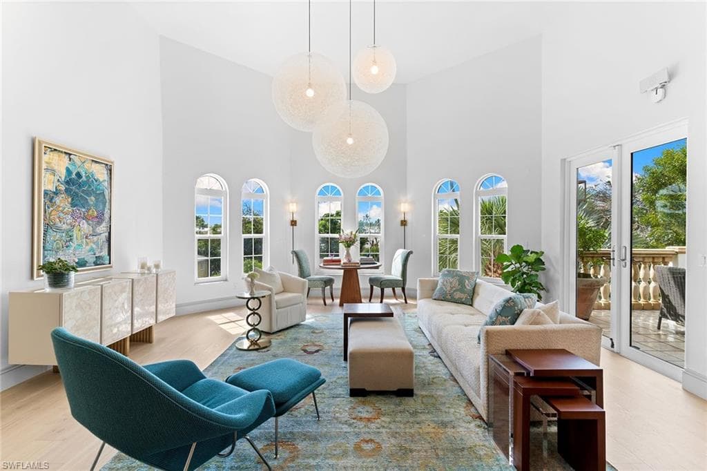 1005 4th ST S 203 NAPLES, FL 34102