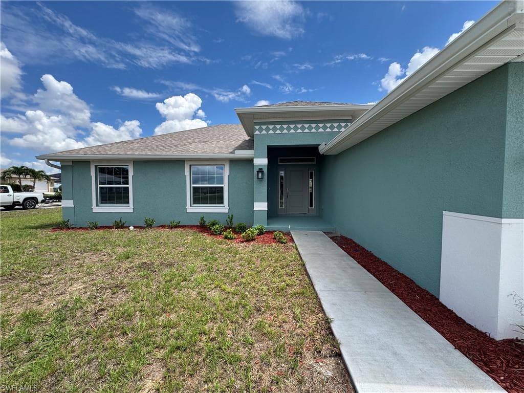 301 NE 14th ST CAPE CORAL, FL 33909