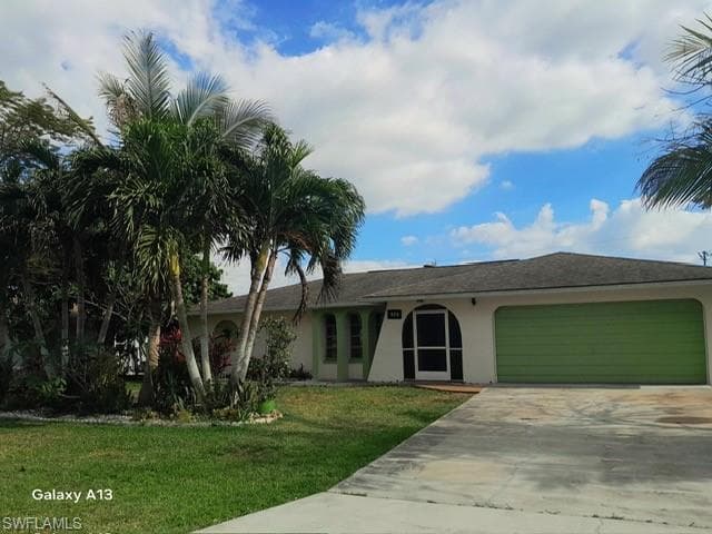 922 SE 26th TER CAPE CORAL, FL 33904