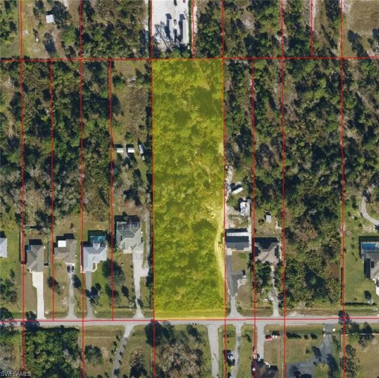 2425 35th AVE NE NAPLES, FL 34120