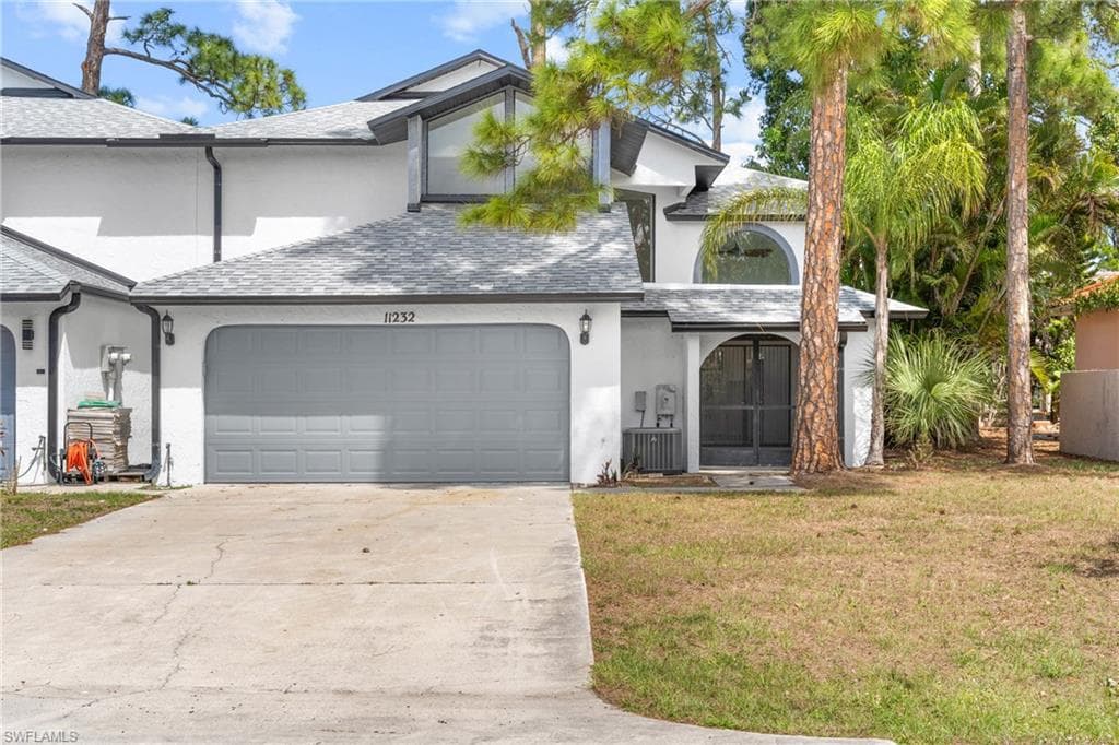 11232 San Sebastian LN BONITA SPRINGS, FL 34135