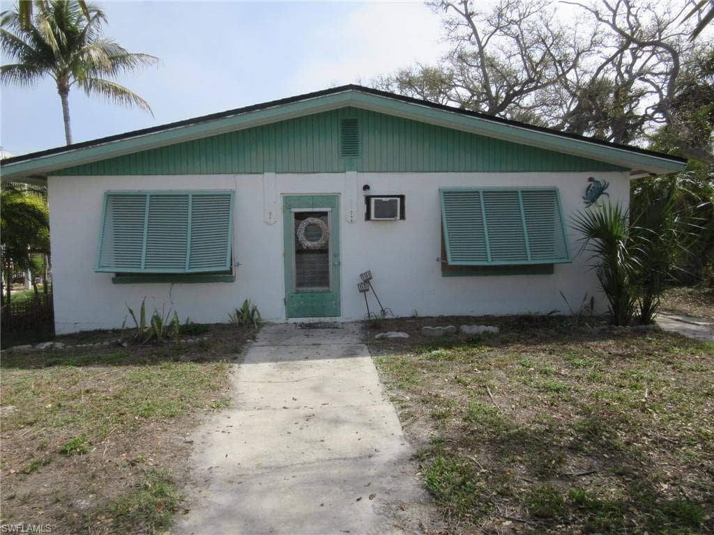 123 Falkirk ST FORT MYERS BEACH, FL 33931