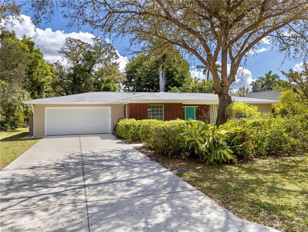 3517 Stuart CT FORT MYERS, FL 33901