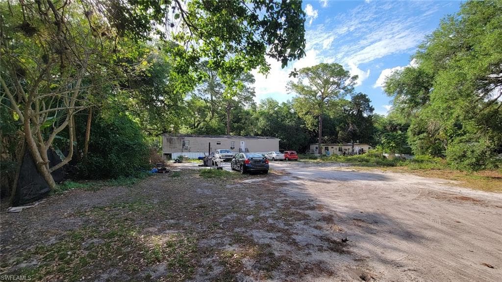 2306 County Rd 78 LABELLE, FL 33935