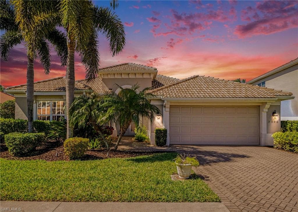 9086 Prosperity WAY FORT MYERS, FL 33913