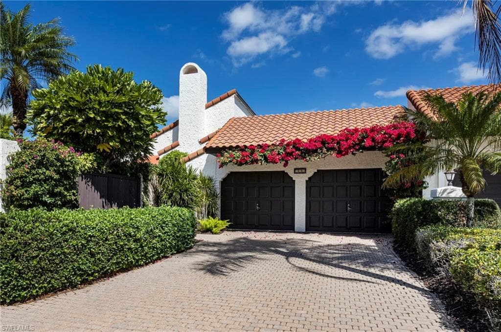 516 Tierra Mar LN E 5 NAPLES, FL 34108