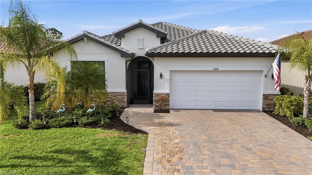 11238 Shady Blossom DR FORT MYERS, FL 33913