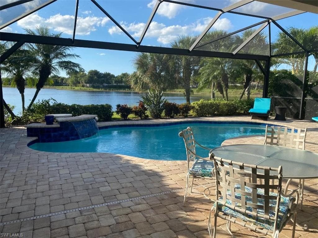 5069 Tortola CT NAPLES, FL 34113
