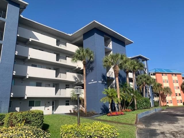 190 Pebble Beach BLVD 504 NAPLES, FL 34113