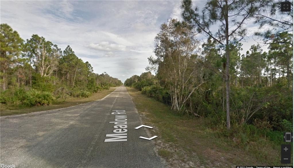 2608 Meadow RD LEHIGH ACRES, FL 33974