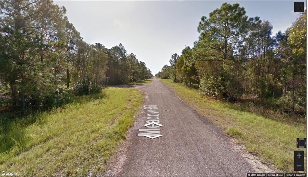 2552 Meadow RD LEHIGH ACRES, FL 33974