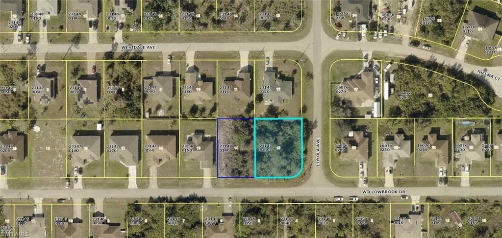 448 & 450 Willowbrook DR LEHIGH ACRES, FL 33972