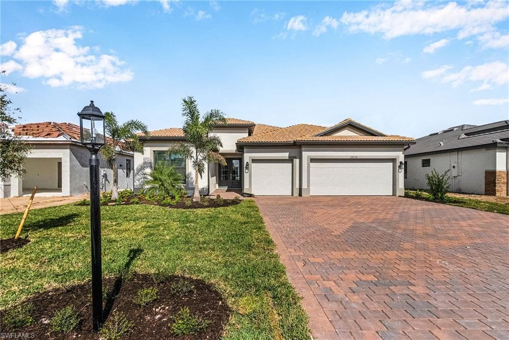 18316 Ridgeline DR ESTERO, FL 33928