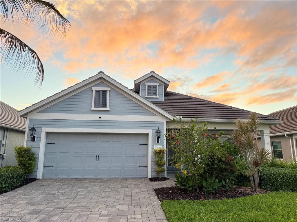 19810 Coconut Harbor CIR FORT MYERS, FL 33908