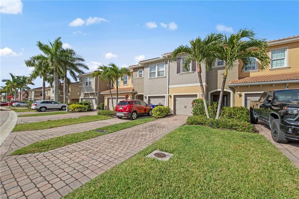 3768 Tilbor CIR FORT MYERS, FL 33916