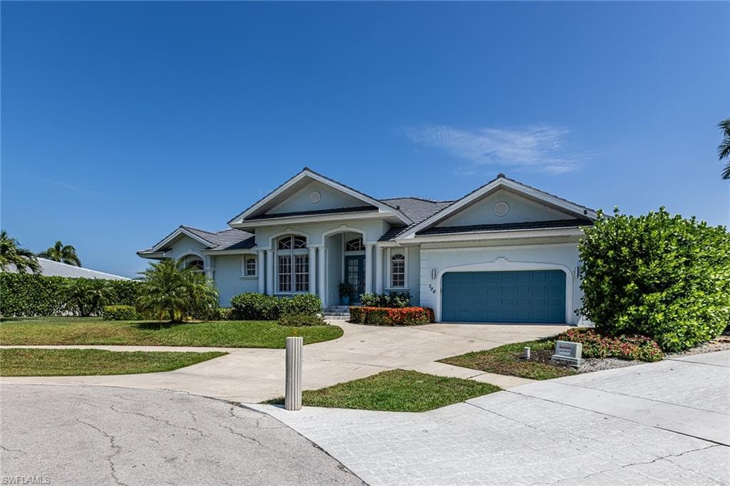 798 Sea CT MARCO ISLAND, FL 34145