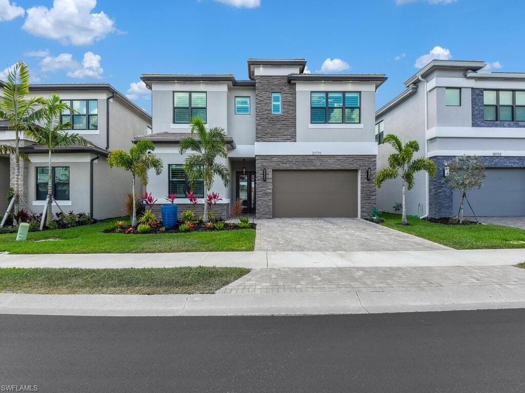 20739 Fair Oak LN ESTERO, FL 33928
