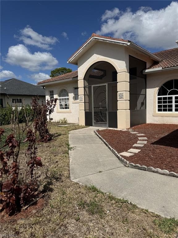 2041 24th AVE NE NAPLES, FL 34120