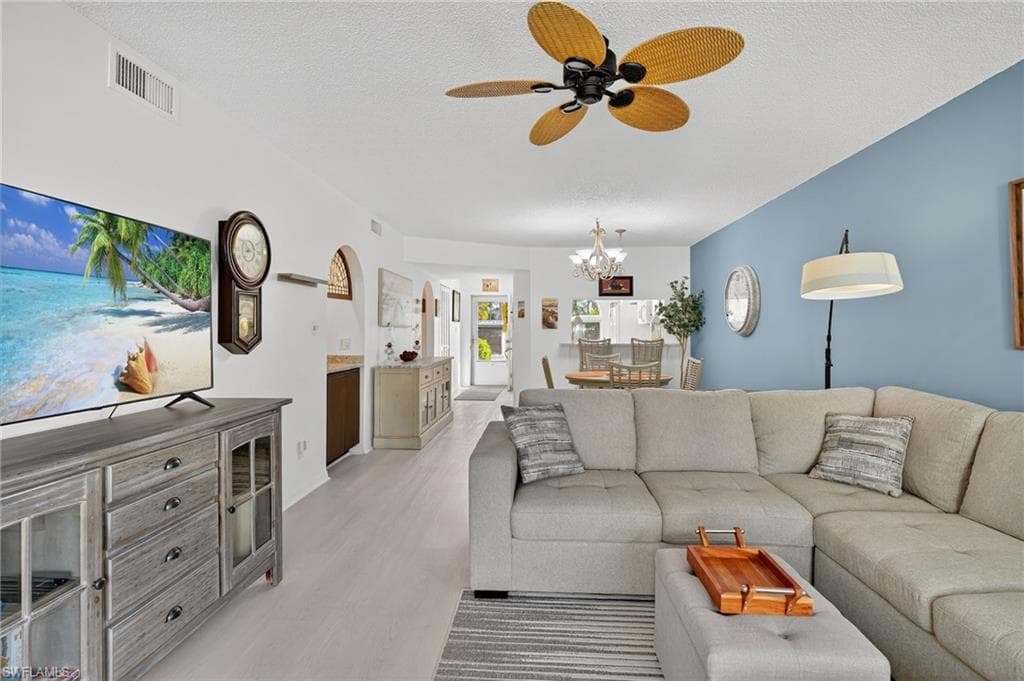 705 Augusta BLVD 705-4 NAPLES, FL 34113