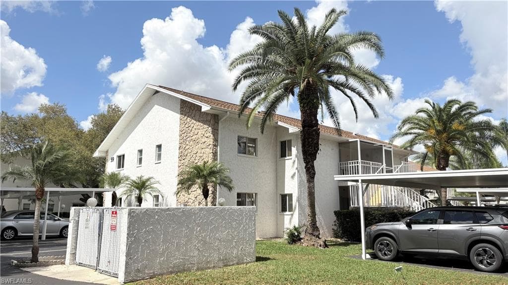 59 Camelot Gardens BLVD 110 LEHIGH ACRES, FL 33936