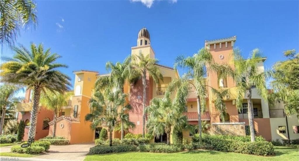 8597 Via Garibaldi CIR 301 ESTERO, FL 33928