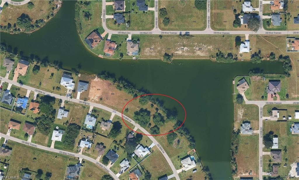 2137 NE 20th LN CAPE CORAL, FL 33909