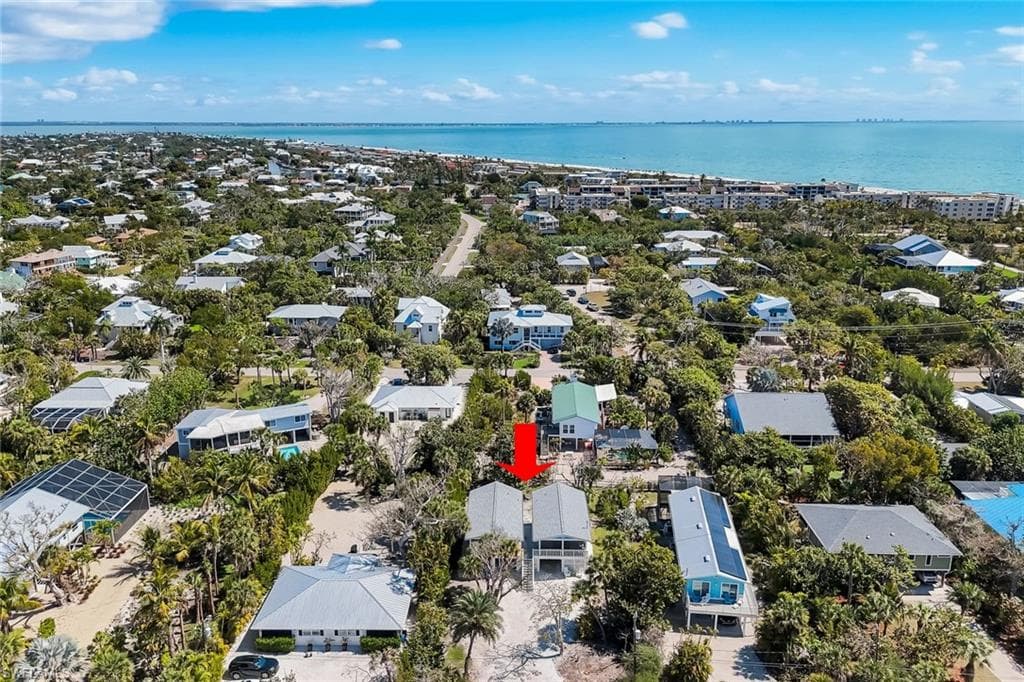 746 Cardium ST SANIBEL, FL 33957