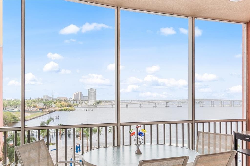 2745 1st ST 603 FORT MYERS, FL 33916