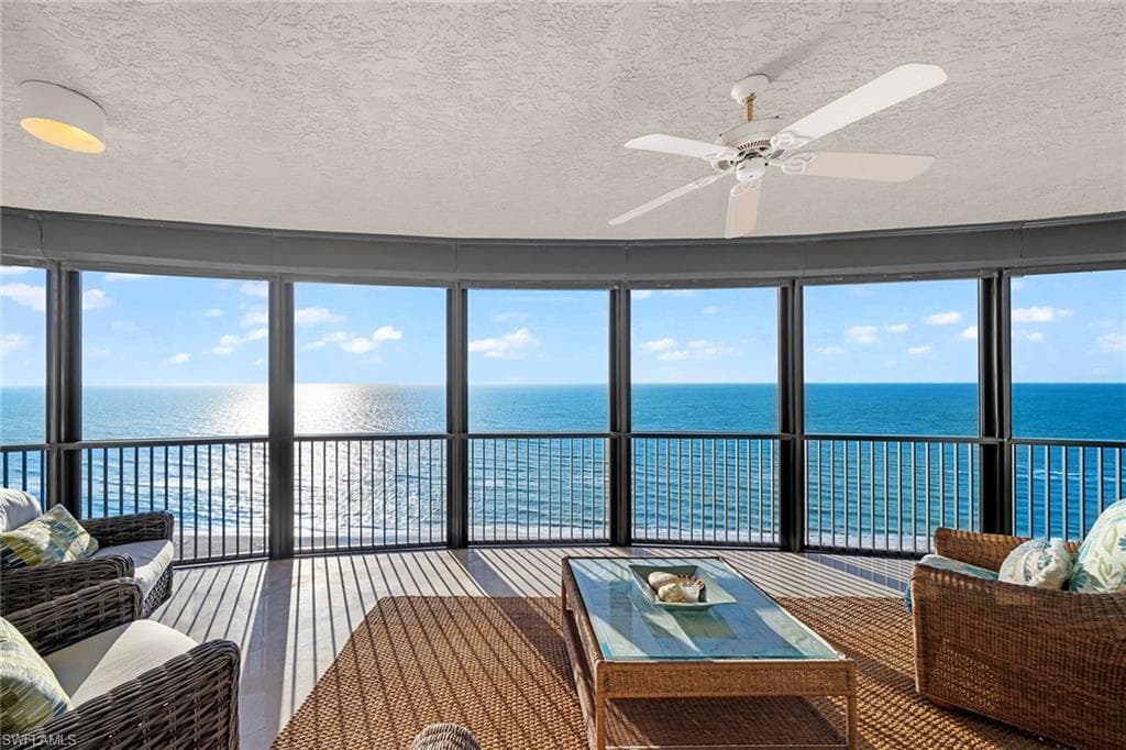 8665 Bay Colony DR 1404 NAPLES, FL 34108