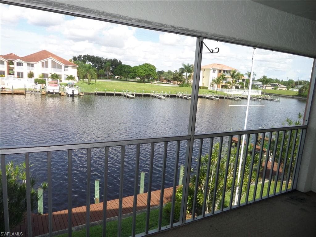 3823 SE 11th PL 6 CAPE CORAL, FL 33904