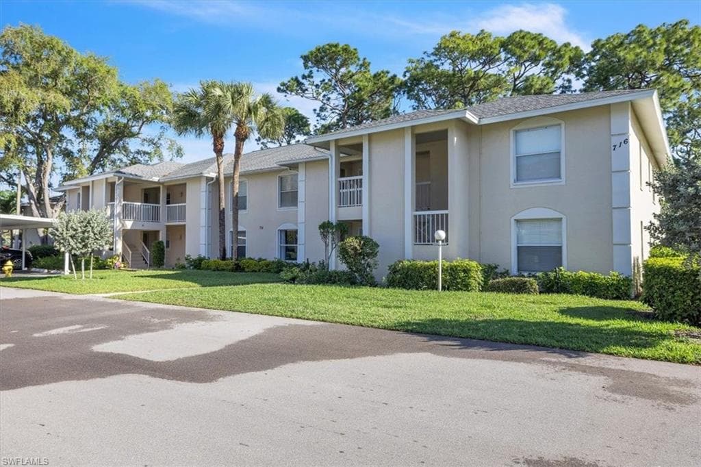 716 Landover CIR 103 NAPLES, FL 34104