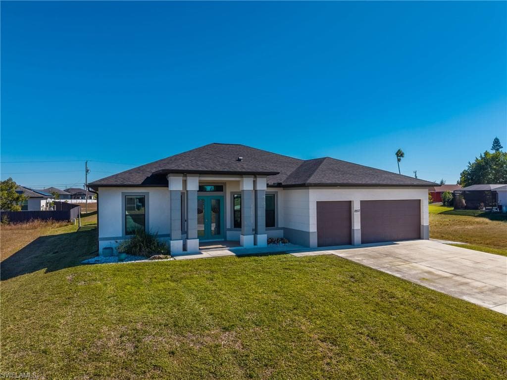 2207 18th AVE CAPE CORAL, FL 33993