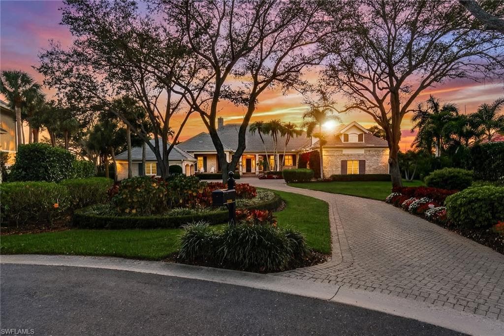 26040 Fawnwood CT BONITA SPRINGS, FL 34134