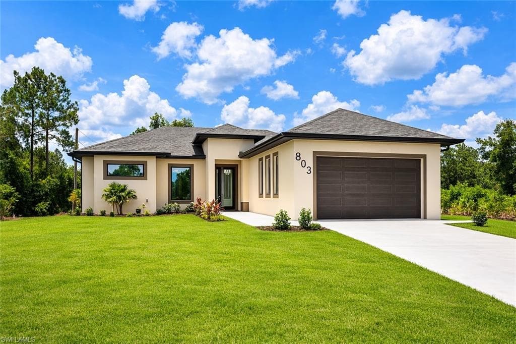 803 16th ST LEHIGH ACRES, FL 33972