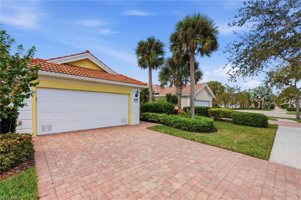 8758 Ferrara CT NAPLES, FL 34114