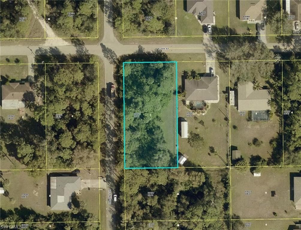 300 E 7th ST LEHIGH ACRES, FL 33972