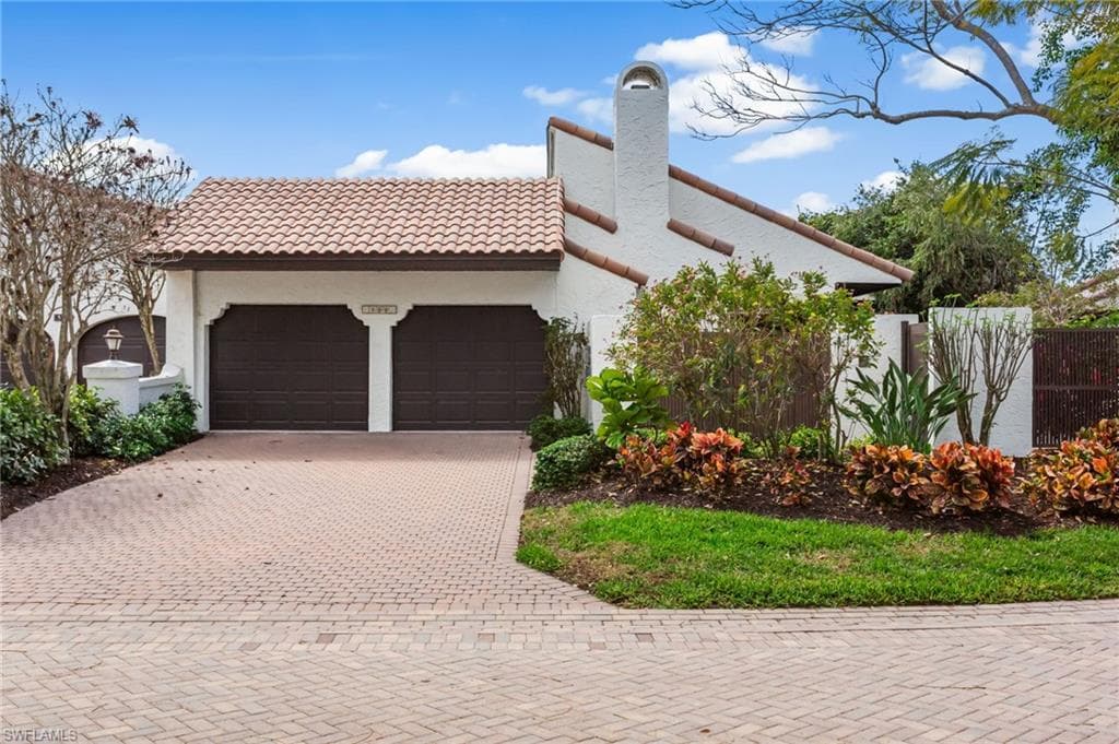 588 Tierra Mar LN 23 NAPLES, FL 34108