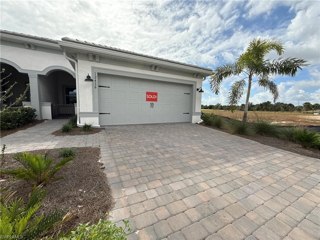 12416 Dolomite WAY ALVA, FL 33920