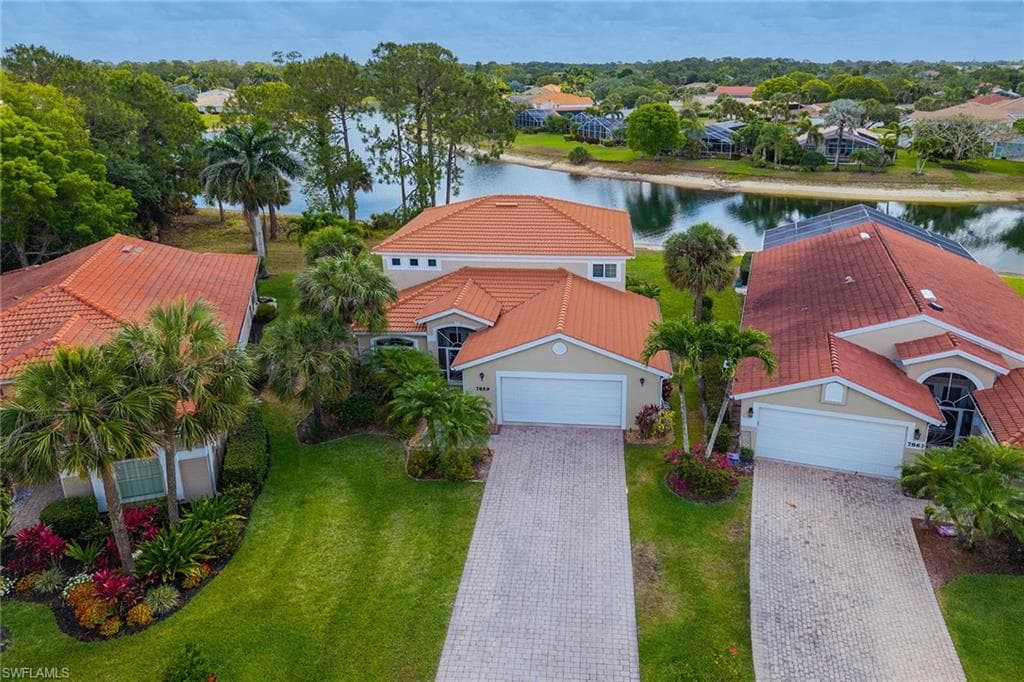 7859 Berkshire Pines DR NAPLES, FL 34104