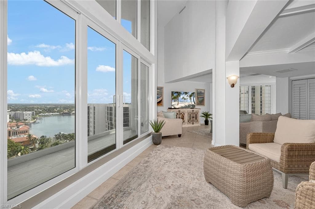 4041 Gulf Shore BLVD N 1608 NAPLES, FL 34103