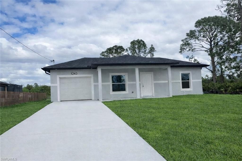 1243 Antonio ST E LEHIGH ACRES, FL 33974