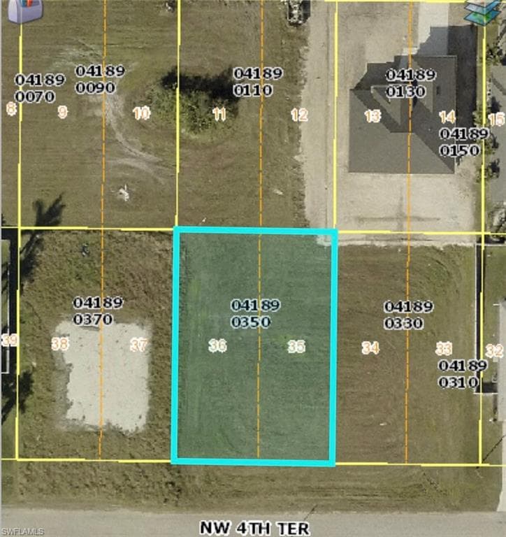 3323 4th TER CAPE CORAL, FL 33993