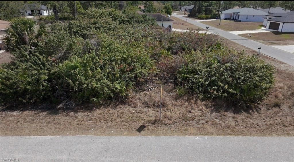 1606 11th ST LEHIGH ACRES, FL 33972