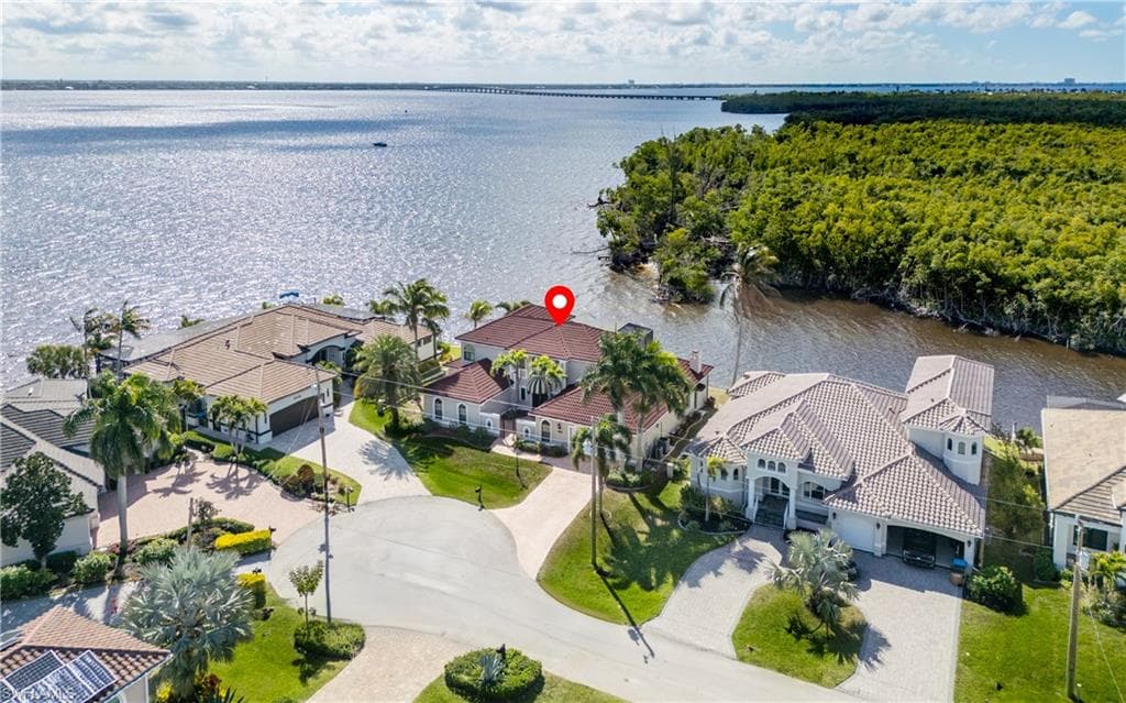 2374 Coral Point DR CAPE CORAL, FL 33990