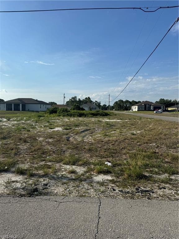2914 21st ST SW LEHIGH ACRES, FL 33976