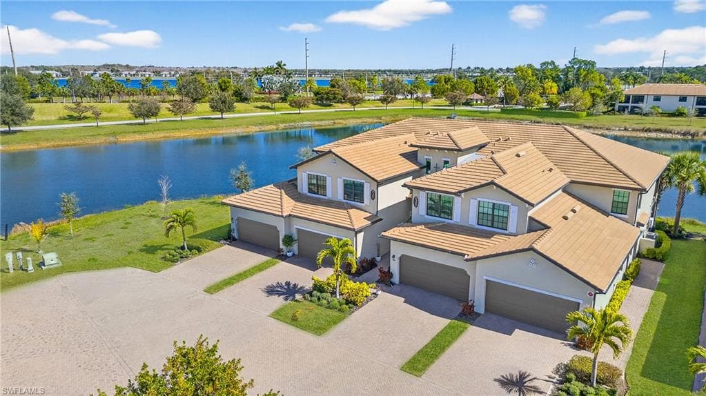 2387 Anguilla DR 202 NAPLES, FL 34120