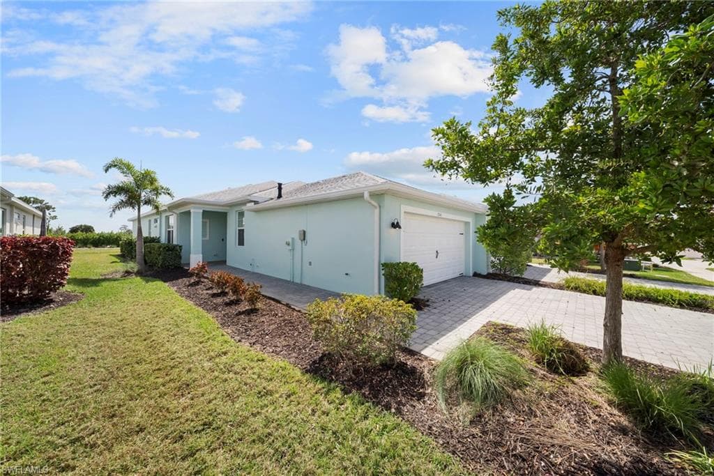 17645 Woodland CT PUNTA GORDA, FL 33982