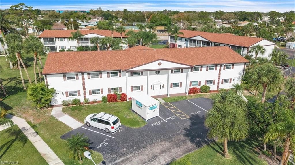 7043 New Post DR 1 NORTH FORT MYERS, FL 33917