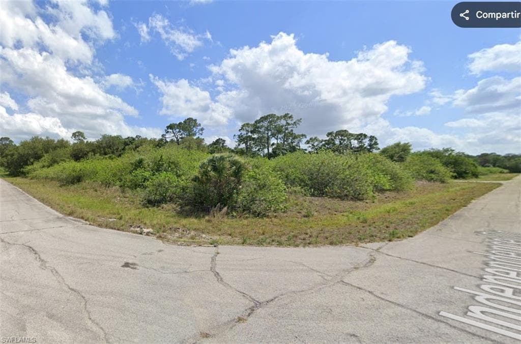 300 Knight LN LABELLE, FL 33935