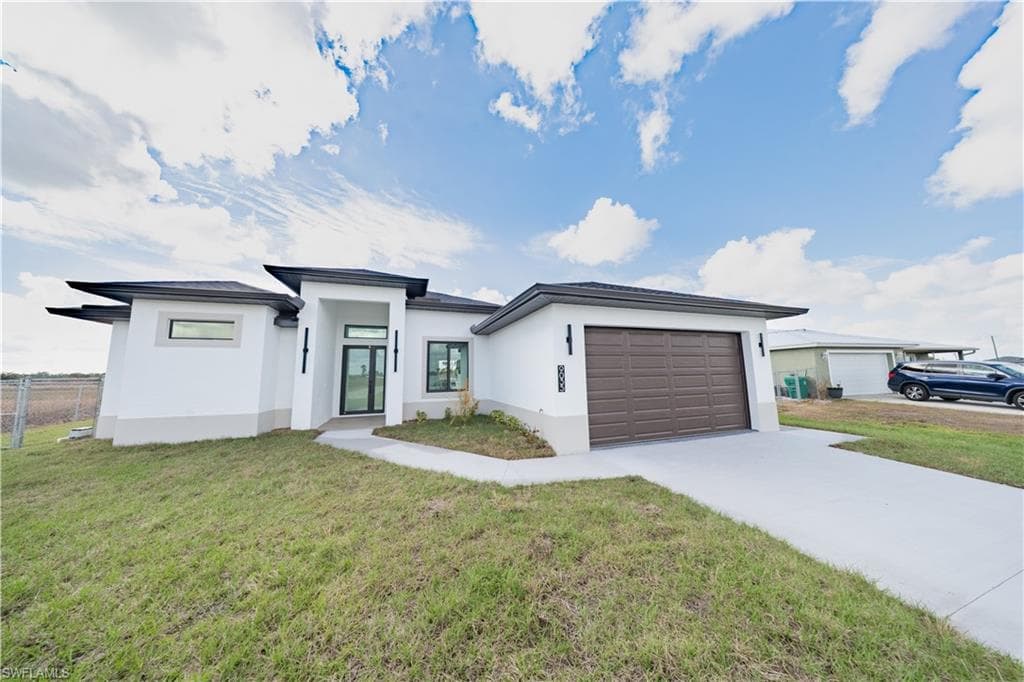 9035 E Broad CIR LABELLE, FL 33935
